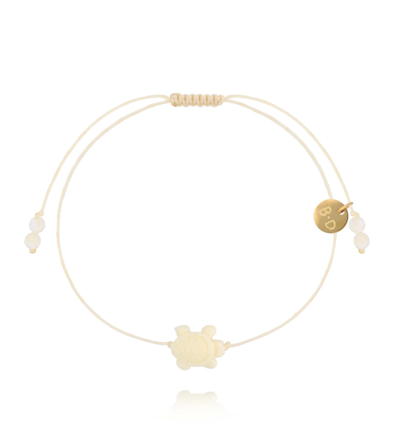 Bransoletka na sznurku z żółwikiem z masy perłowej BMT0338
