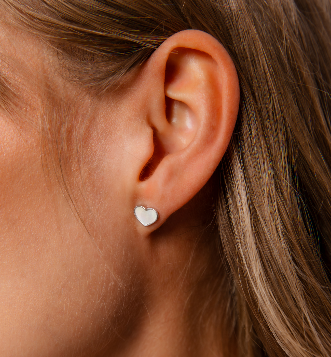 Kolczyki z masą perłową serca srebrne KGG0005 - By Dziubeka