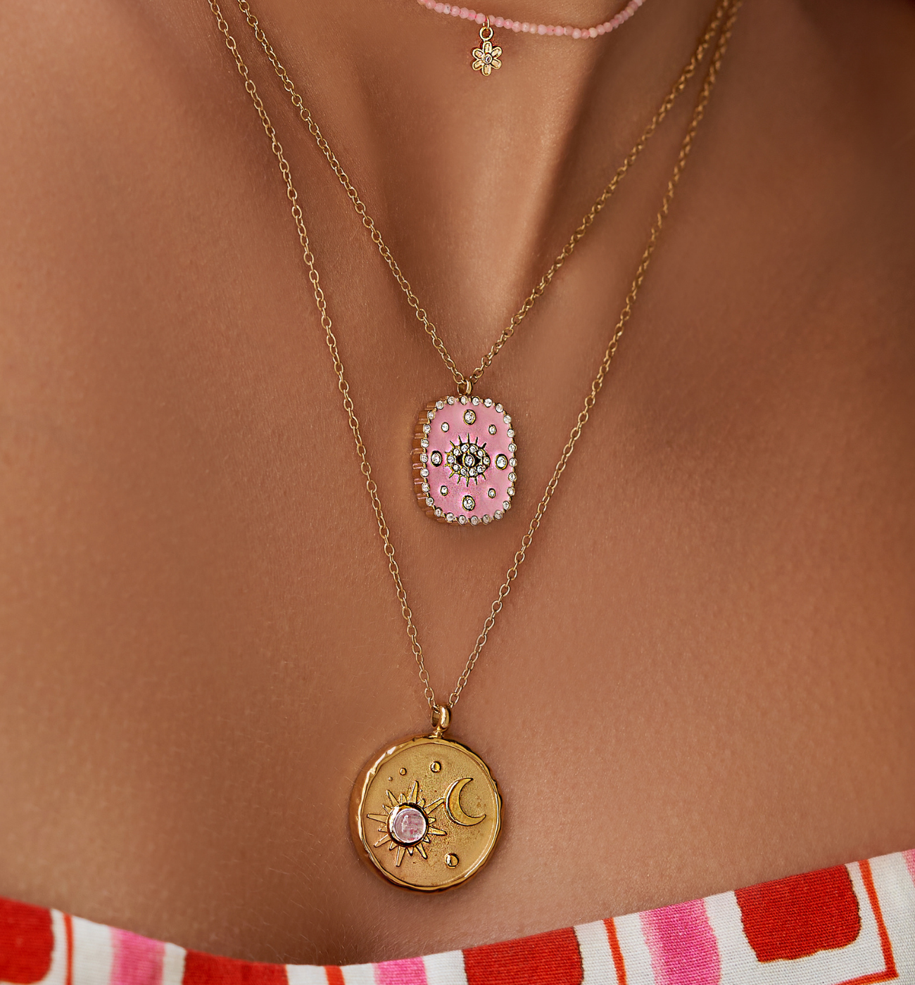 Naszyjnik złoty z kwarcem różowym Universe - By Dziubeka