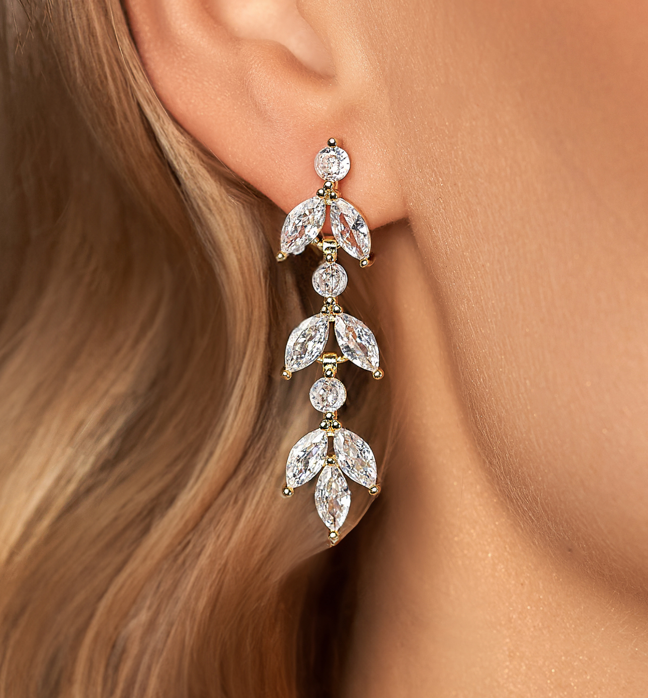 Kolczyki złote z kryształkami Bella - By Dziubeka