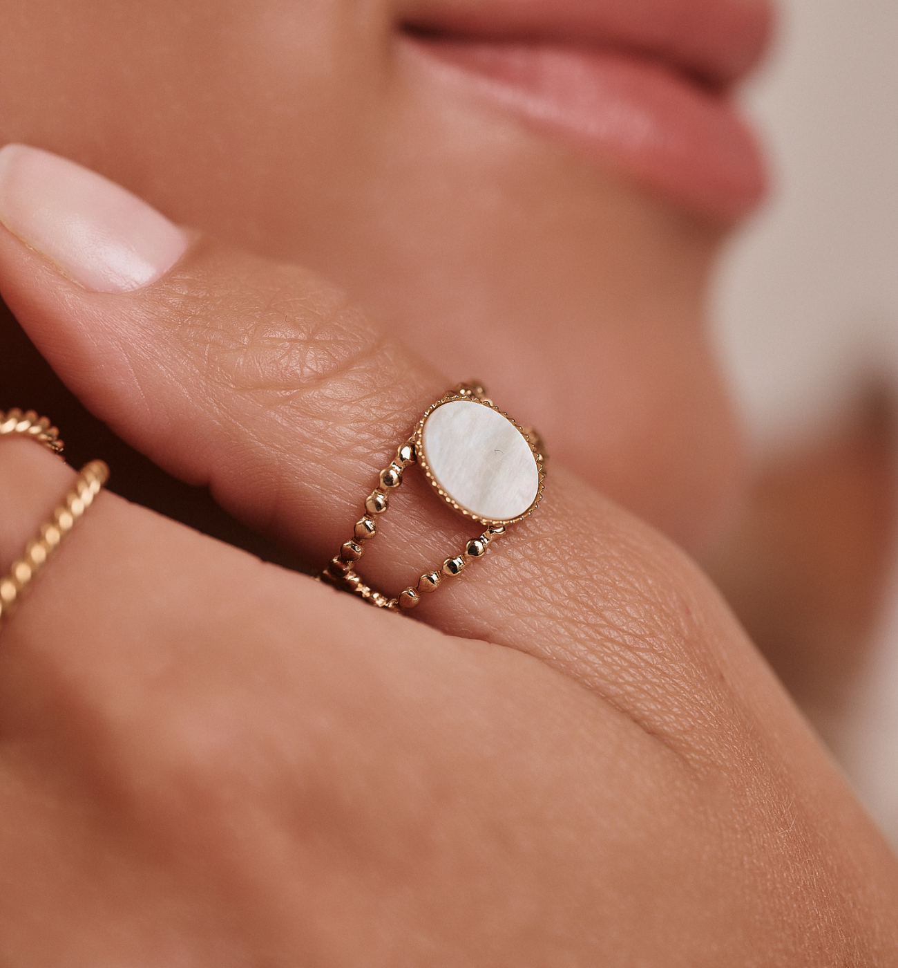 Pierścionek z masą perłową PEA0052 - By Dziubeka