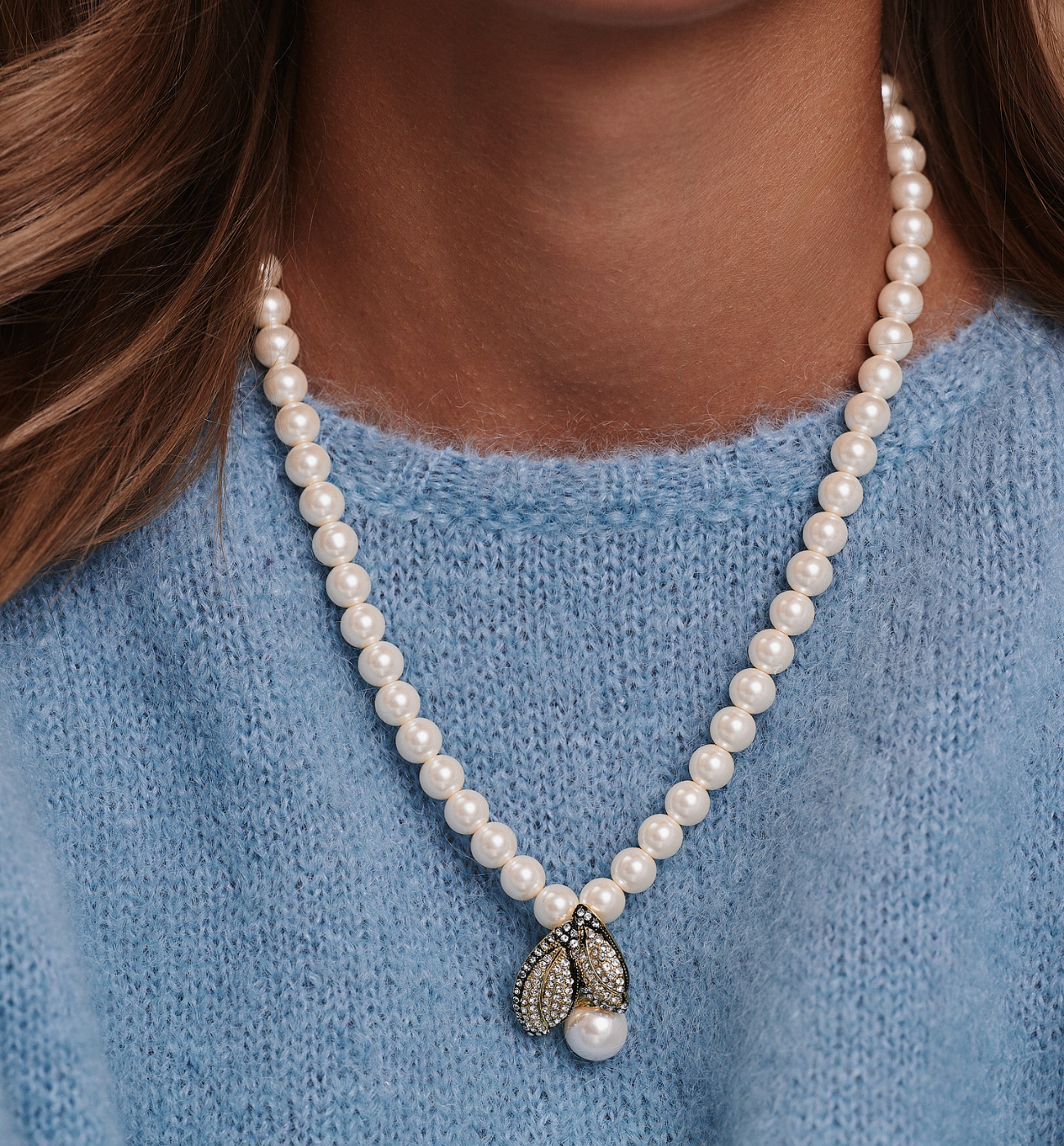 Naszyjnik z perłami i zawieszką - By Dziubeka