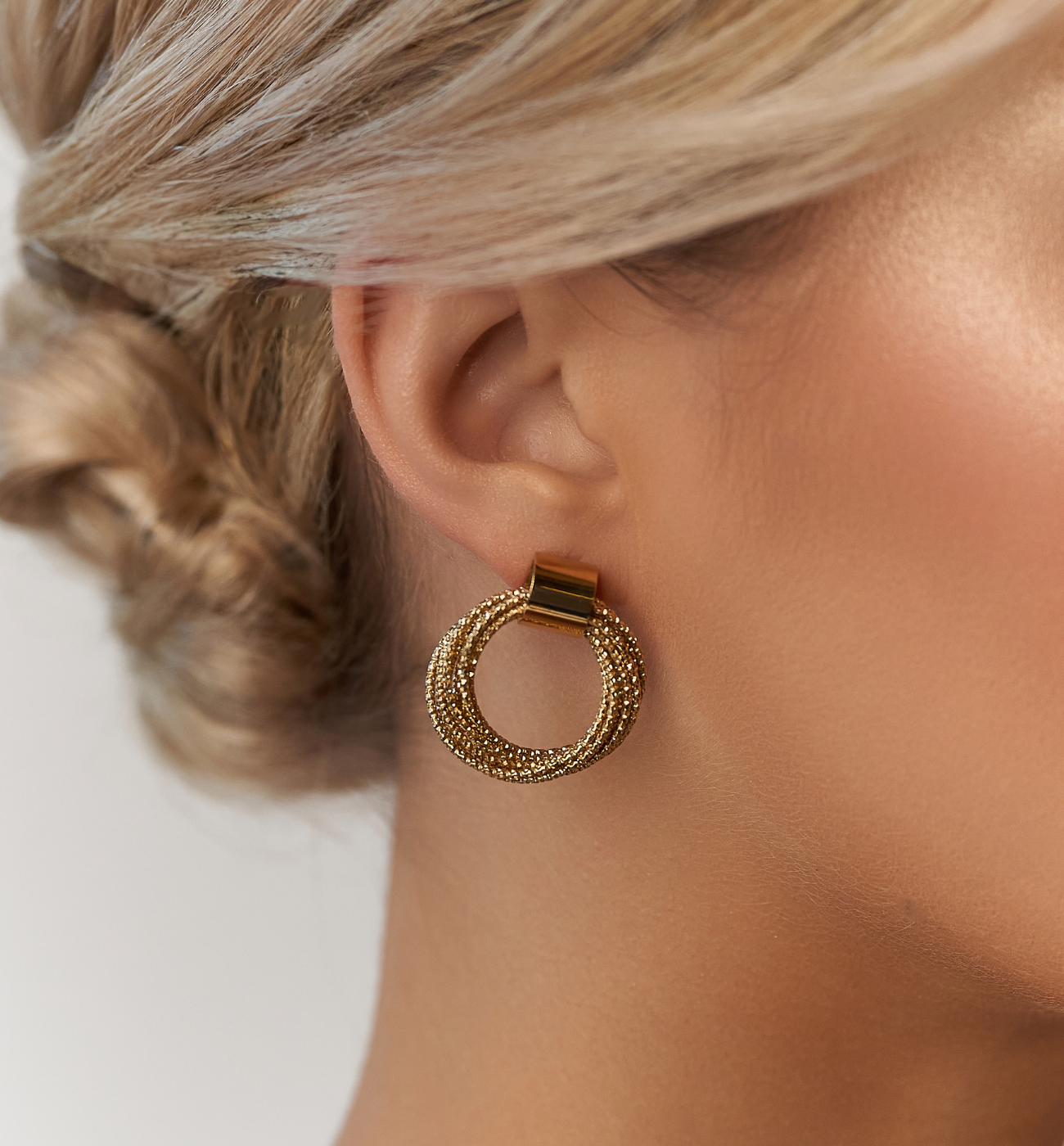 Kolczyki złote okrągłe Yuko - By Dziubeka