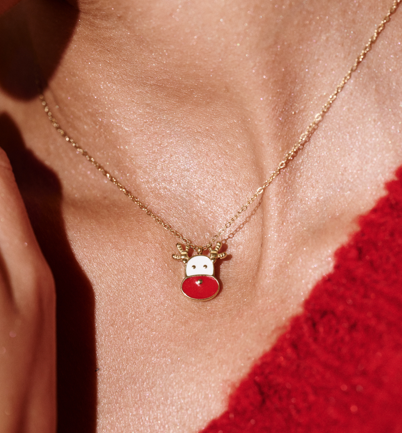 Naszyjnik z reniferem złoty - By Dziubeka