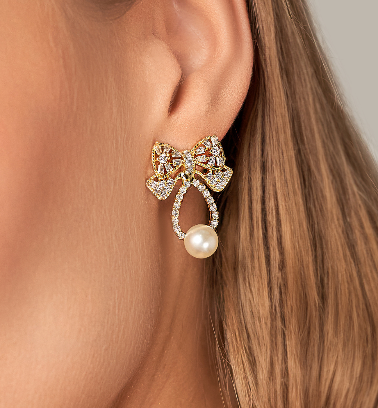 Kolczyki z kokardkami i perłami Letícia KSS1806