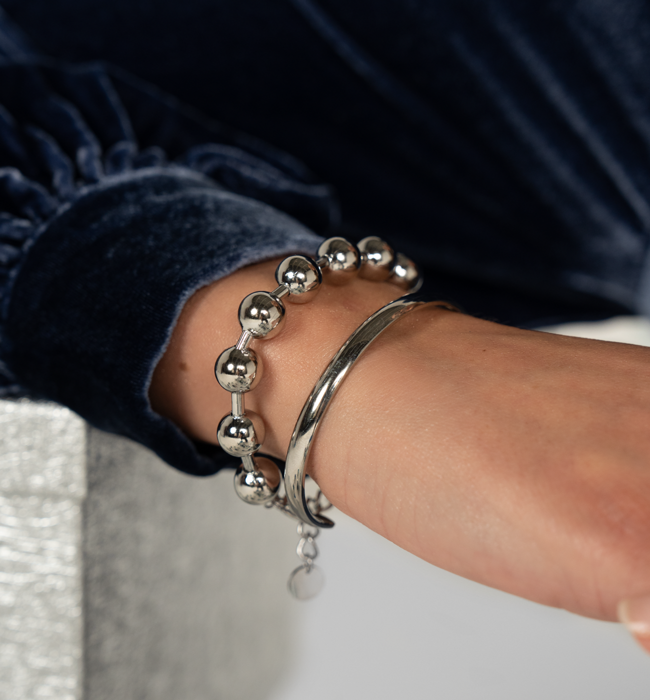 Bransoletka obręcz srebrna Sweetheart Charm BSA0703