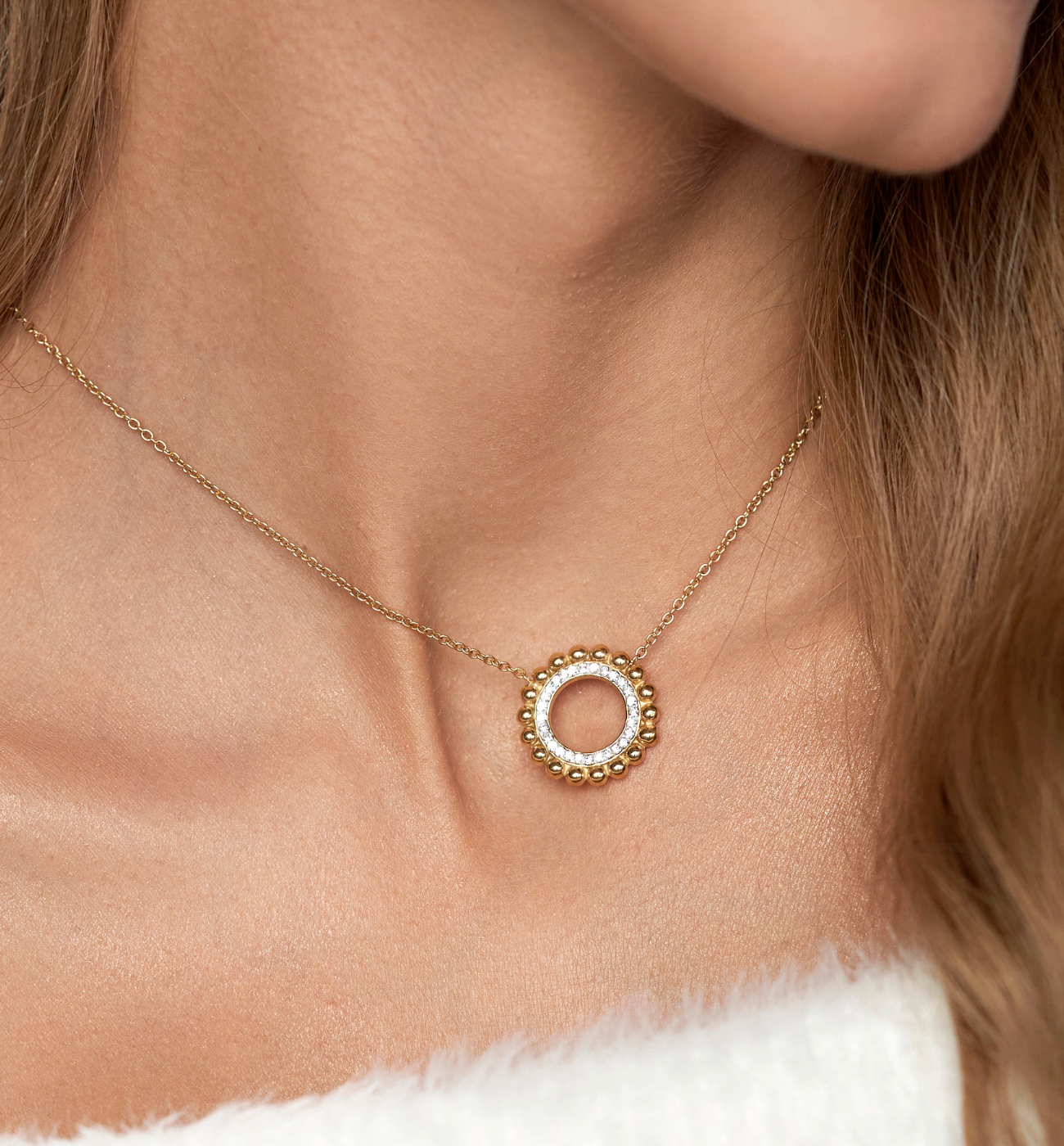 Naszyjnik złoty z kółeczkiem Vivaia - By Dziubeka