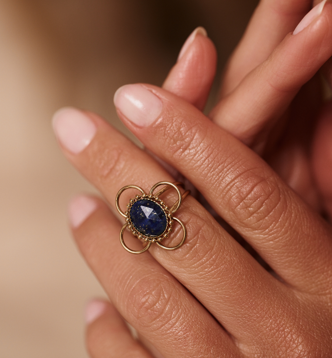 Pierścionek z lapisem lazuli złoty PEA0098 - By Dziubeka