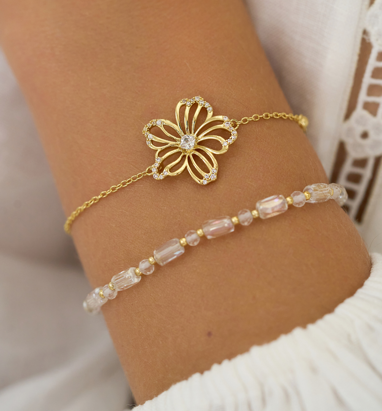 Bransoletka złota z kwiatkiem Sunlit Blossom BRG0267