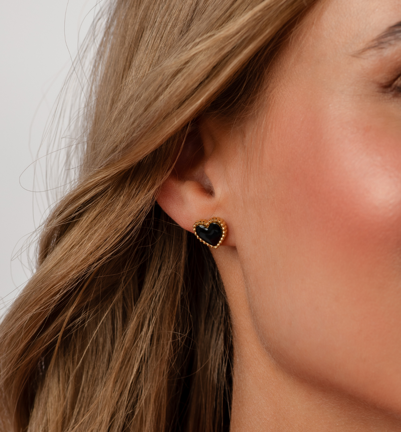 Kolczyki czarne serca emaliowane - By Dziubeka