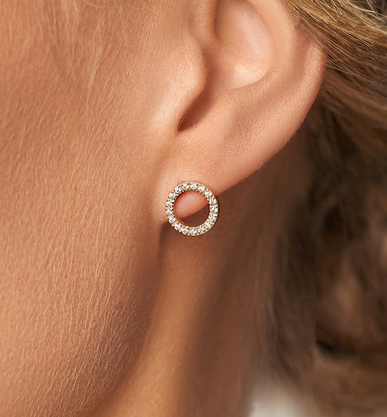 Kolczyki złote kółka z cyrkoniami Best Gift - By Dziubeka