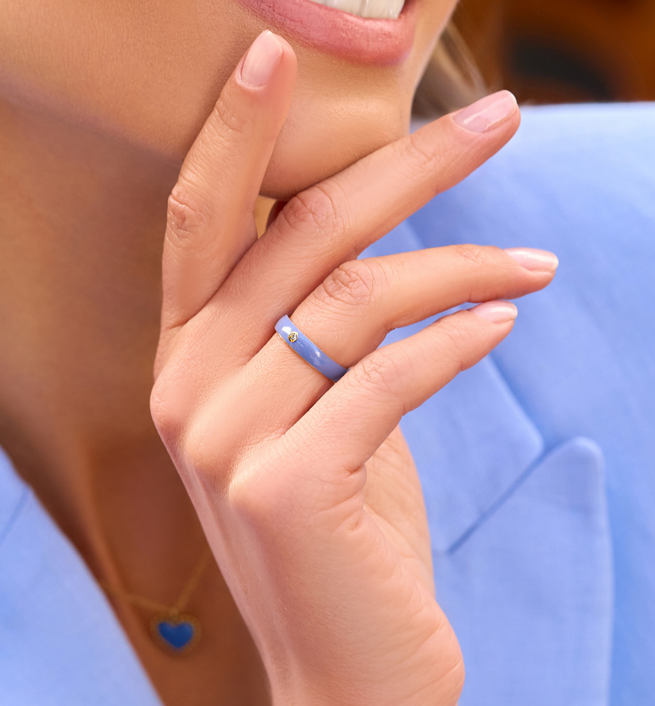 Pierścionek złoty z niebieską emalią Cannes - By Dziubeka