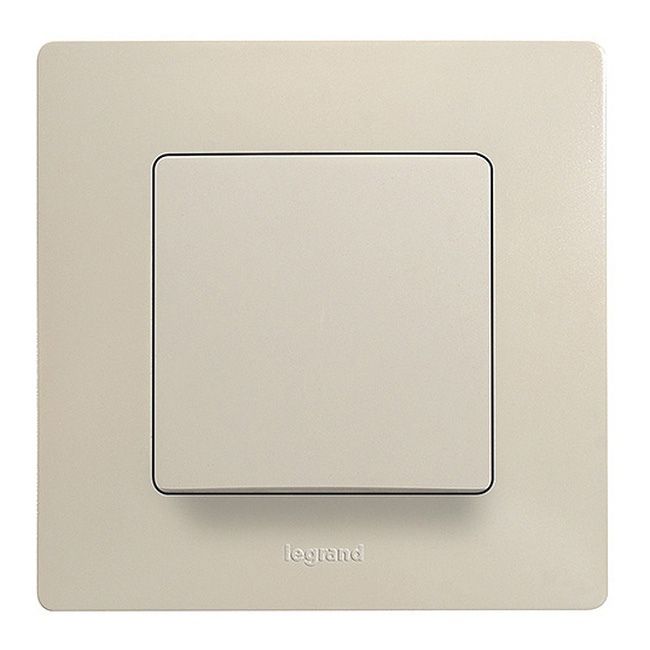 Łącznik krzyżowy Legrand Niloe komplet kremowy