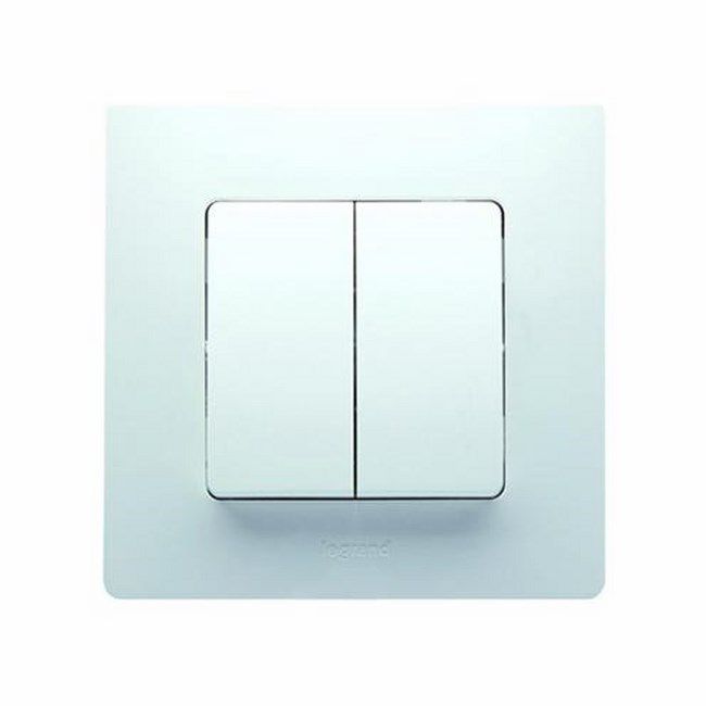 Łącznik świecznikowy Legrand Niloe Eco komplet biały