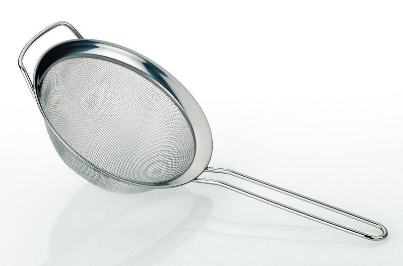 Durszlak Kela Profi stal nierdzewna 20 cm z uchwytem i pętelką do zawieszania 1 szt.