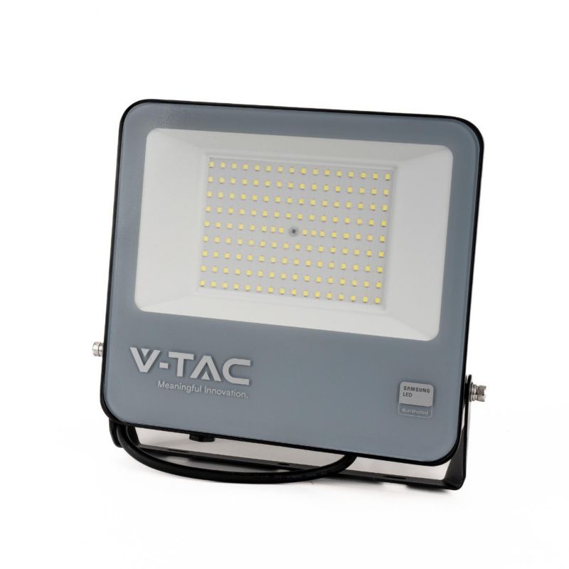 Naświetlacz LED V-TAC czarny LED 100W 4000K 8700lm IP65 wym: 25 x 40 x 24 cm aluminium - 1 szt.