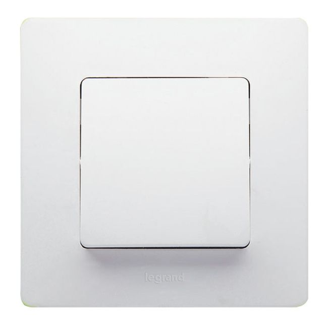 Łącznik pojedynczy Legrand Niloe Eco biały
