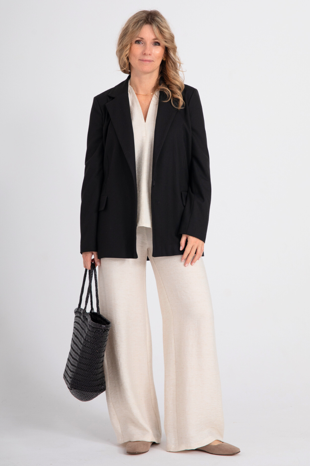 Lillow - Szerokie SPODNIE Damskie LIAM krótsze - kość słoniowa, prążek - Materiał len - Uszyto w Polsce