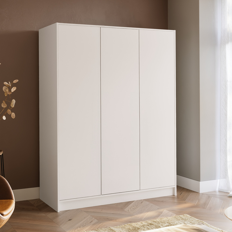 Trzydrzwiowa szafa uchylna 150 cm z półkami i drążkiem GARIO