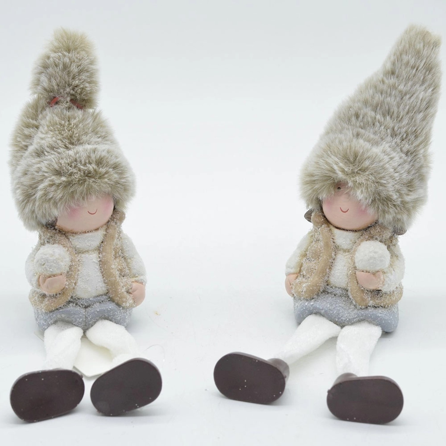 Figurka ceramiczna DZIECKO siedzące, mix - wys. 8,5 cm