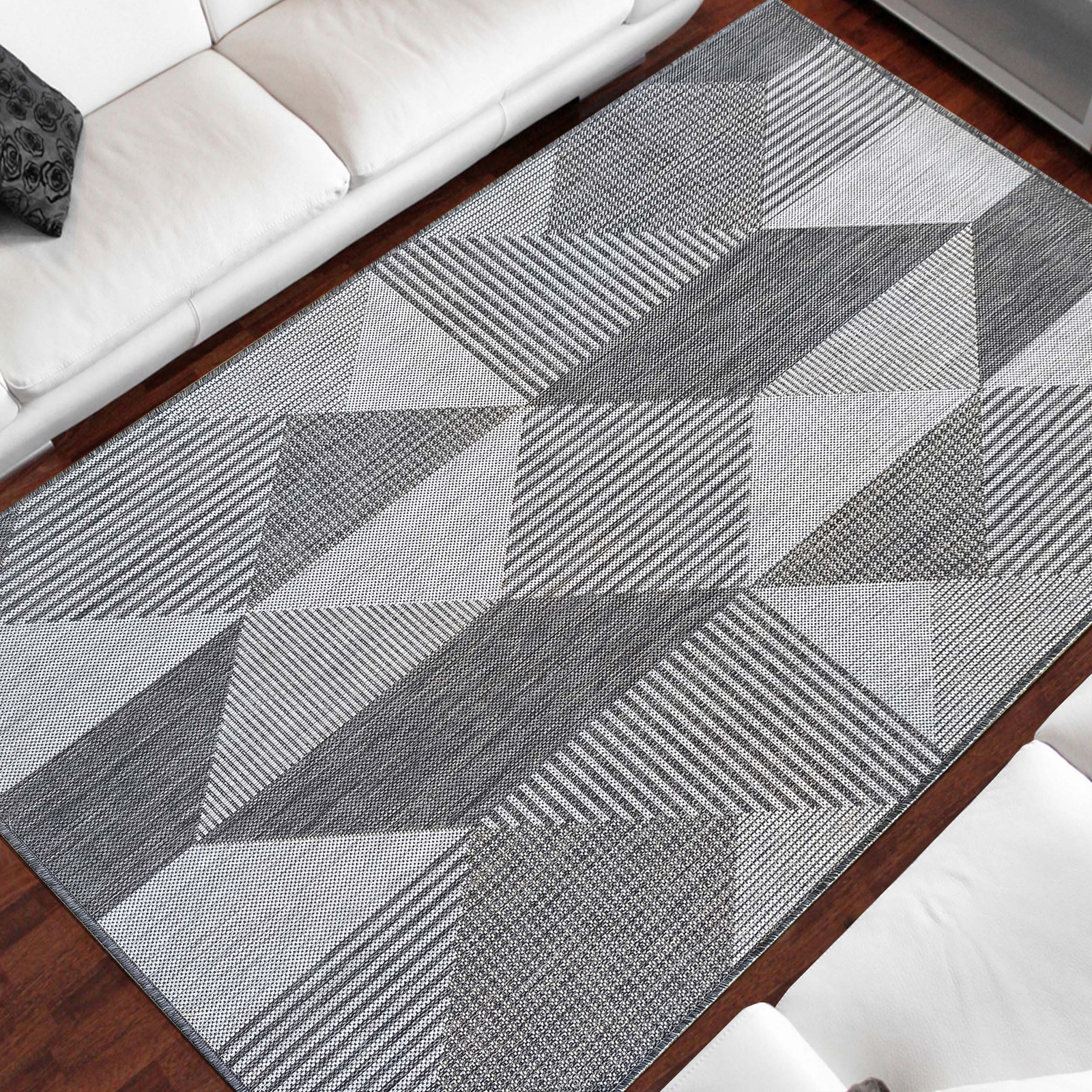 Nowoczesny dywan sznurkowy OUTDOOR dwustronny MODERN 16 Szary