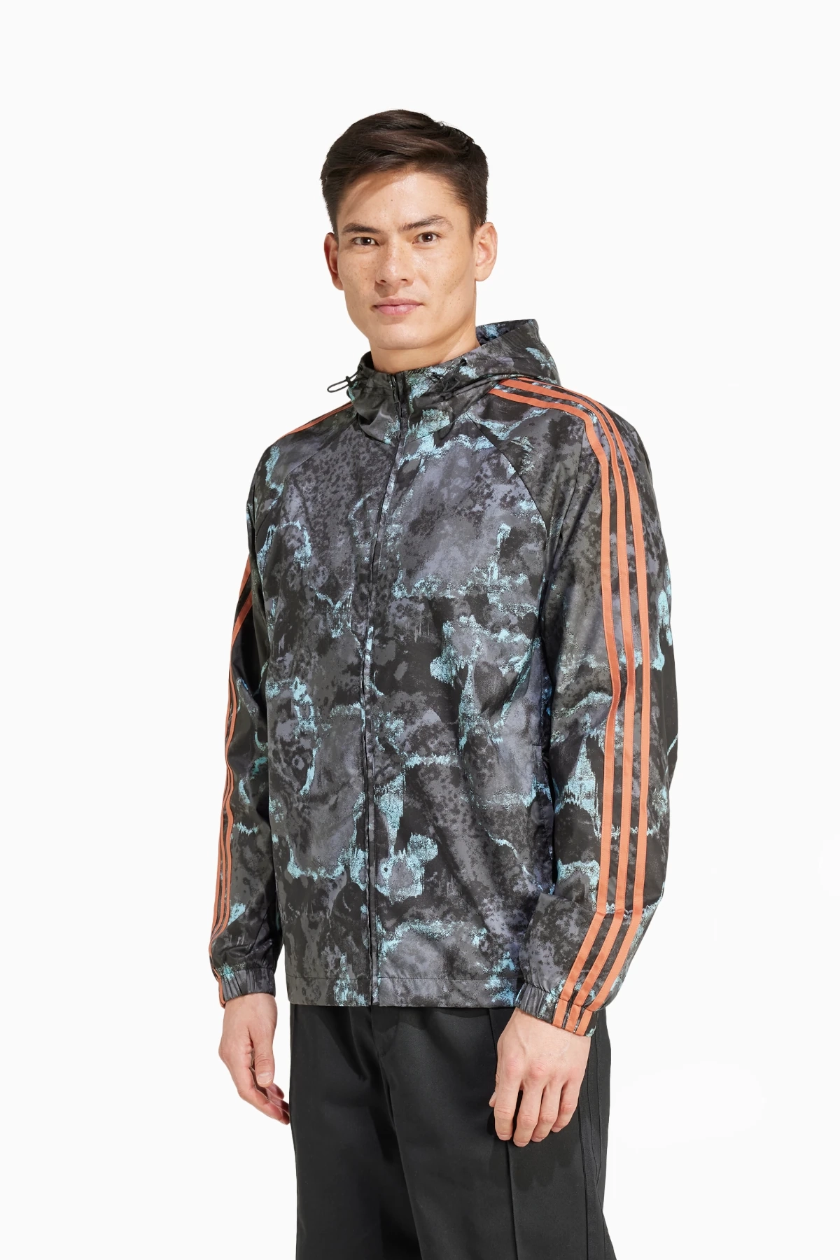 Kurtka adidas FC Bayern 24/25 Seasonal - Multikolor