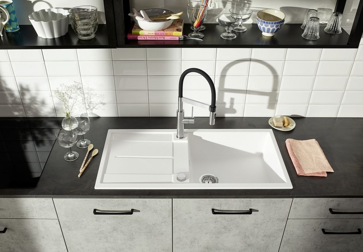 Blanco Sonea-S Flexo bateria kuchenna stojąca z wyciąganą wylewką stal szczotkowana/czarny 526616