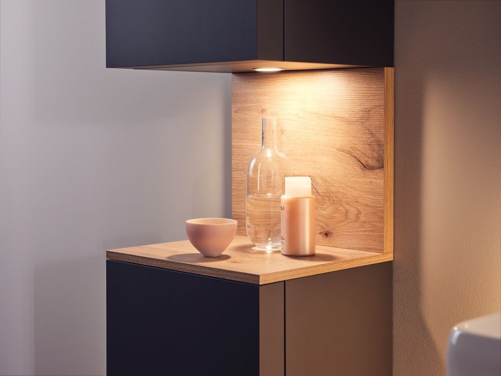 Duravit Qatego szafka boczna 176 cm wysoka wisząca prawa grafitowy mat/jasne drewno QA1346R55800010