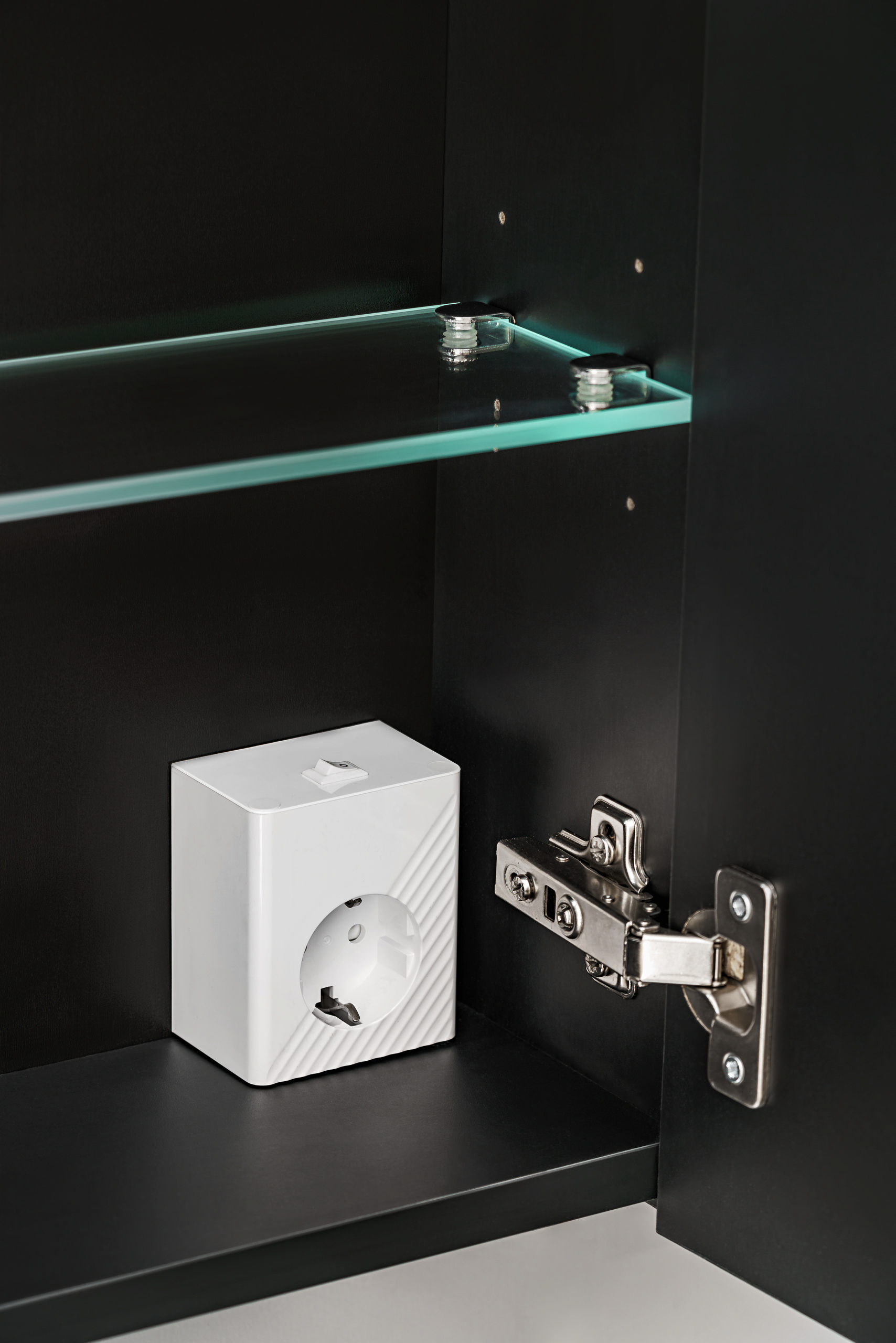 Comad Santa Fe Black szafka 35x33x160 cm boczna wisząca czarna SANTA FE BLACK 80-01-B-1D2S