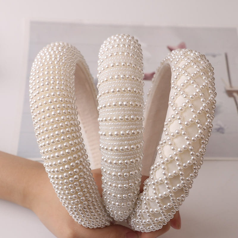 Solidne opaski z perłami