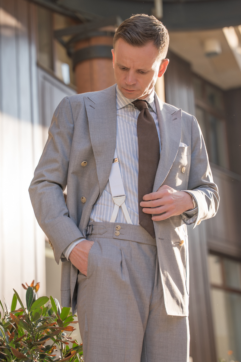 Garnitur dwurzędowy Grant II, jasnoszary, wełniany