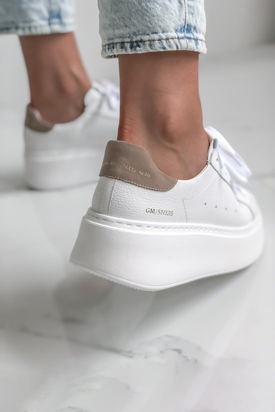 Sneakers biały - cappuccino zamsz dostępne od ręki