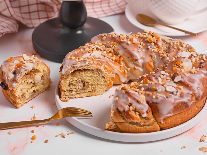 Wianek z Białym Makiem 650 g - Piekarnie Cukiernie Putka