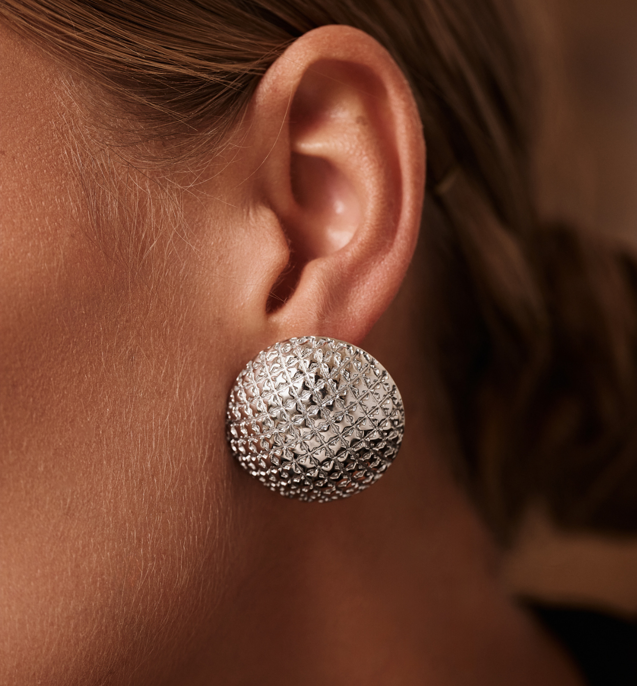 Kolczyki okrągłe fakturowane srebrne KSY0395 - By Dziubeka