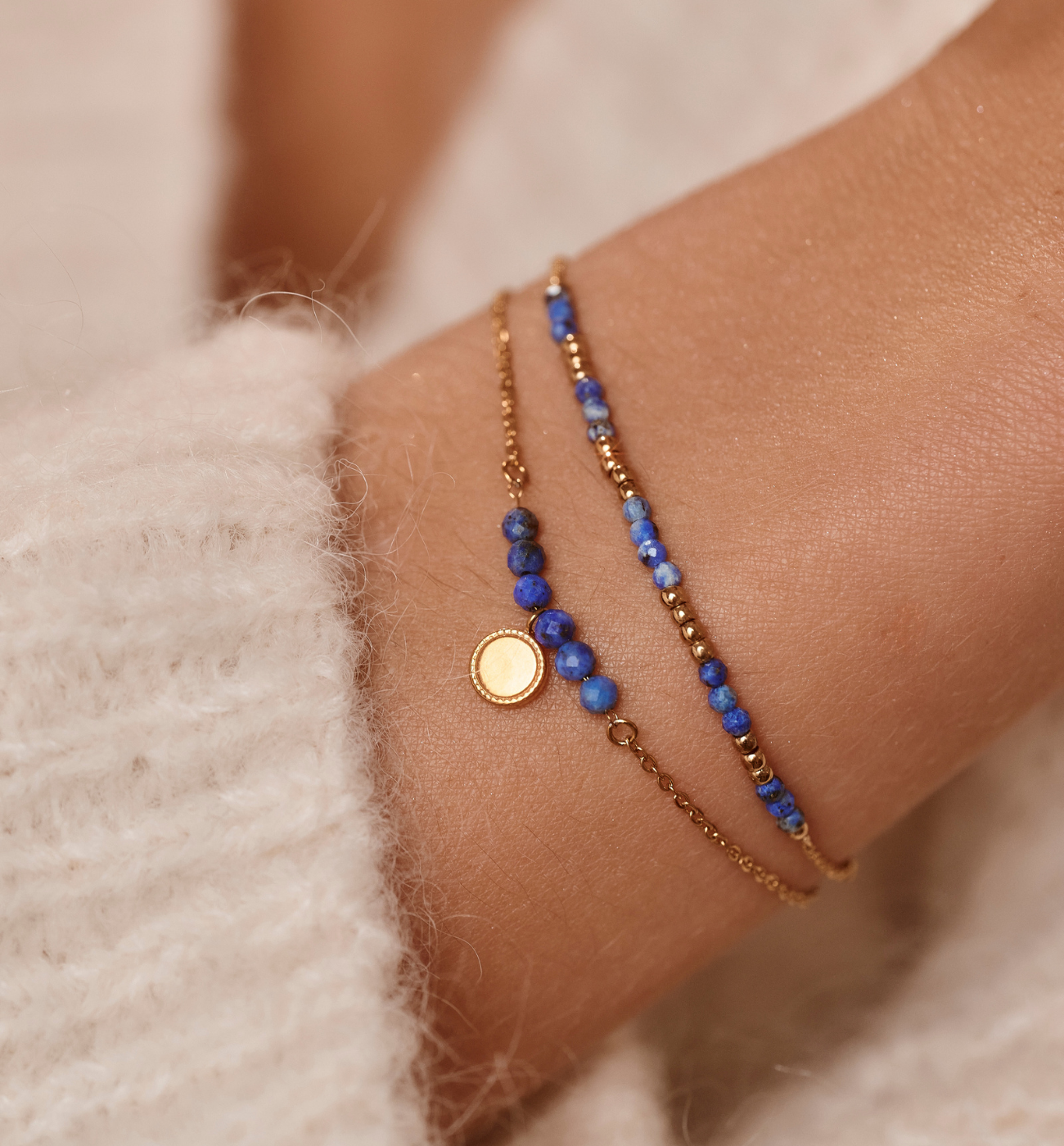 Bransoletka z lapisem lazuli złota BEA0047 - By Dziubeka