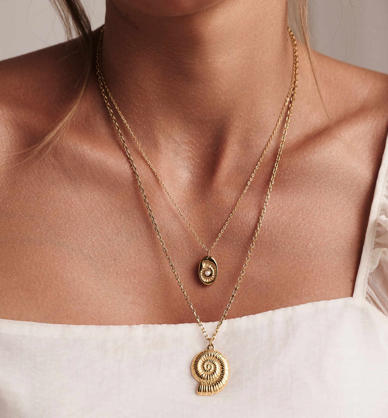 Naszyjnik złoty podwójny z muszlami NSY0583 - By Dziubeka