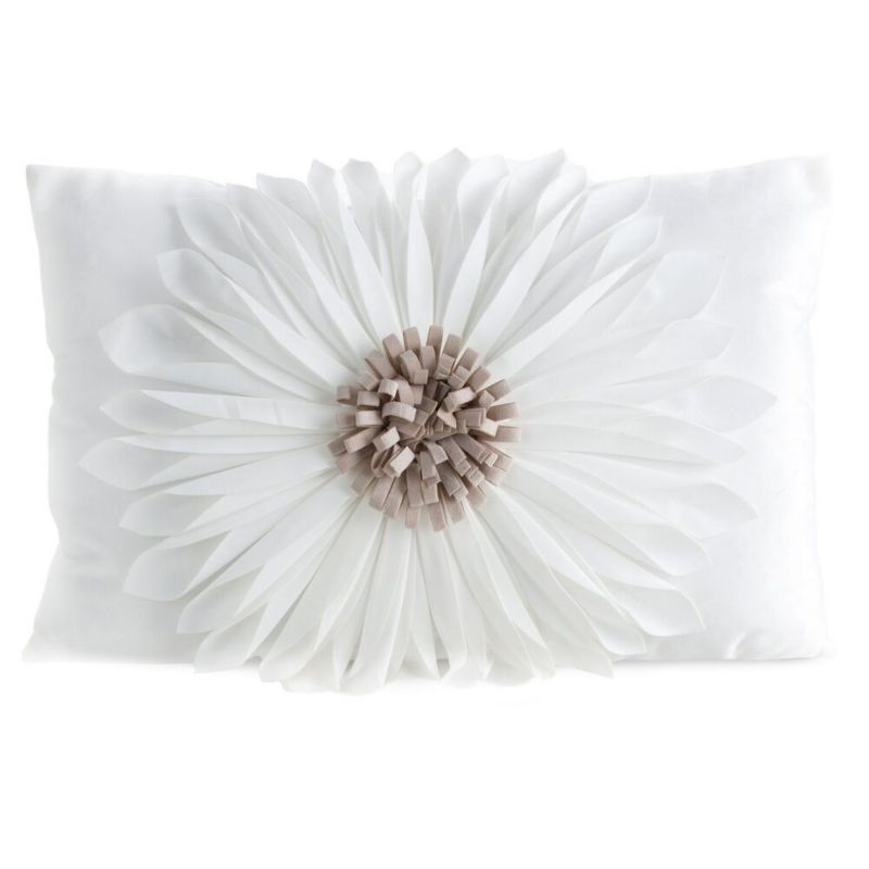 Poszewka Dekoracyjna Flores Eurofirany Kremowa Beżowy Kwiat 3D 30X50 Cm 1 Szt.