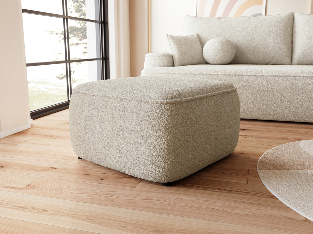 Beżowa nowoczesna pufa boucle do salonu CARMELLO