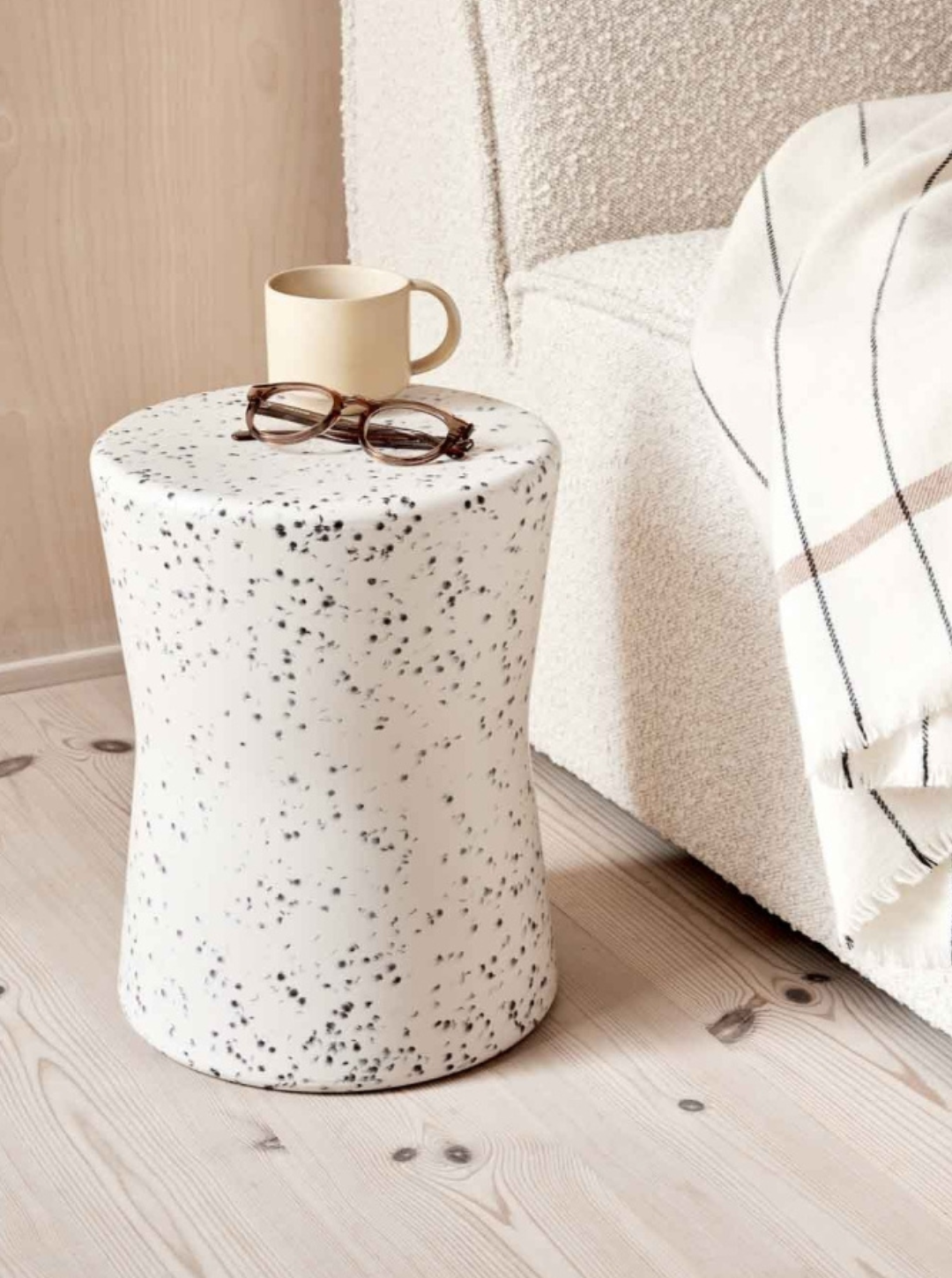 Stolik Recycled Trisse Beige OYOY Living