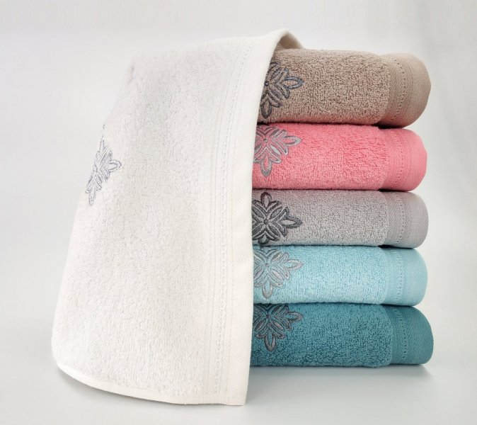 Ręcznik SALMA 50x90 kolor krem