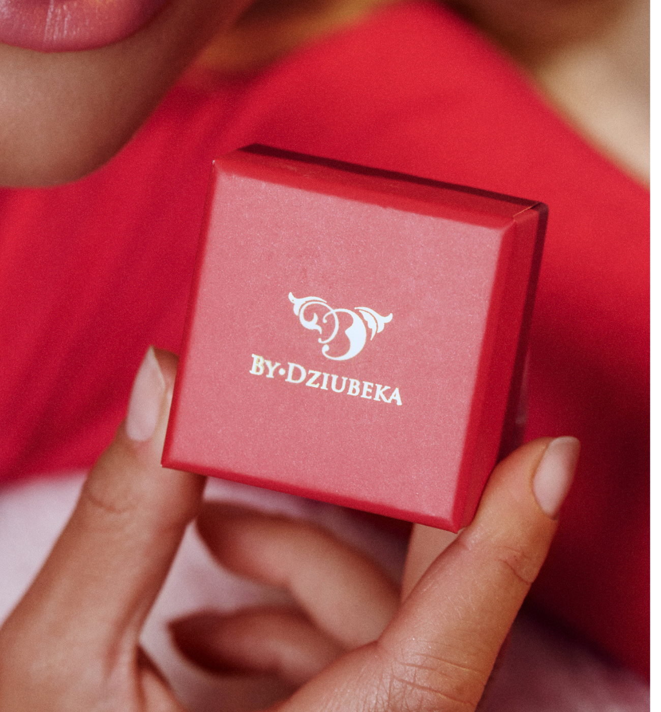 Pudełko małe-czerwone - By Dziubeka