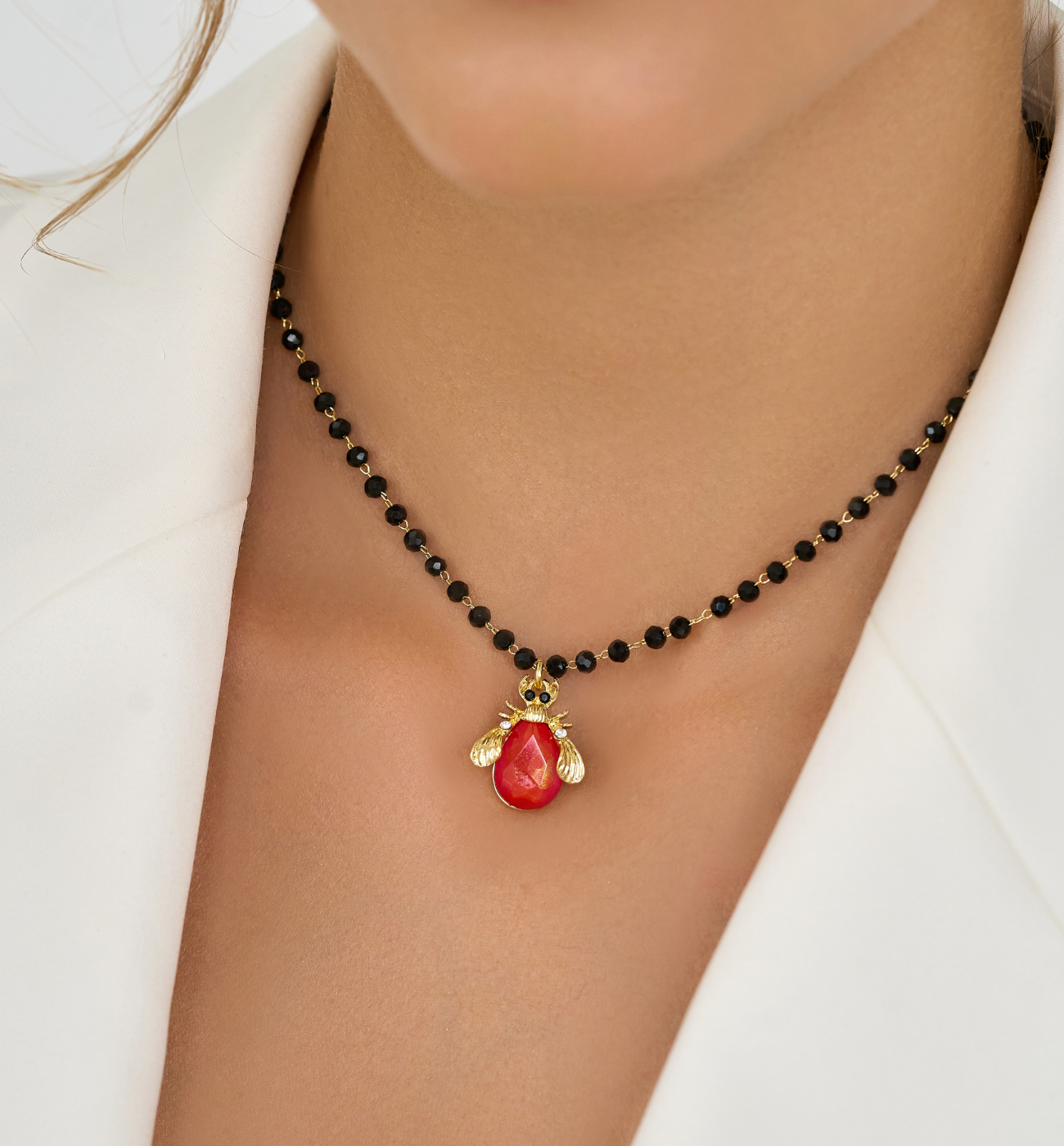 Naszyjnik z czerwonym owadem Midnight NMI0223