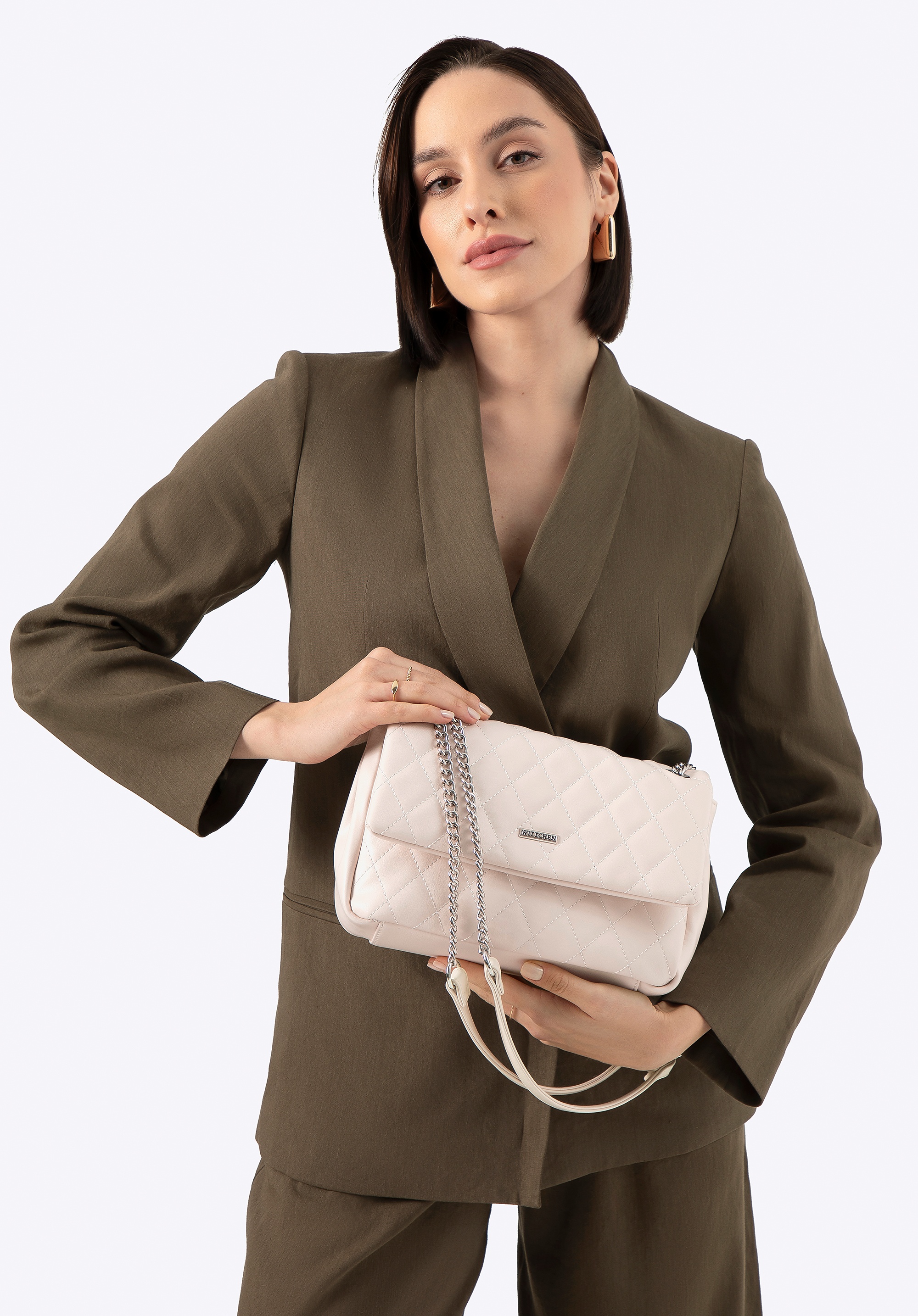 Damska listonoszka z imitacji skóry w przeszycia złamana biel