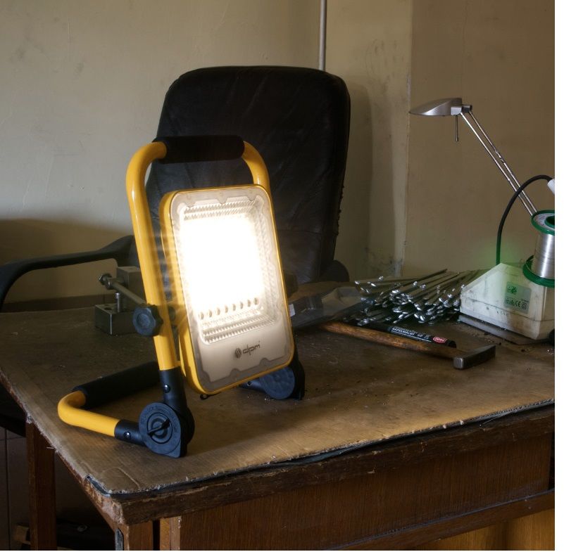 DPM naświetlacz 30 W 4000K FL65-30W