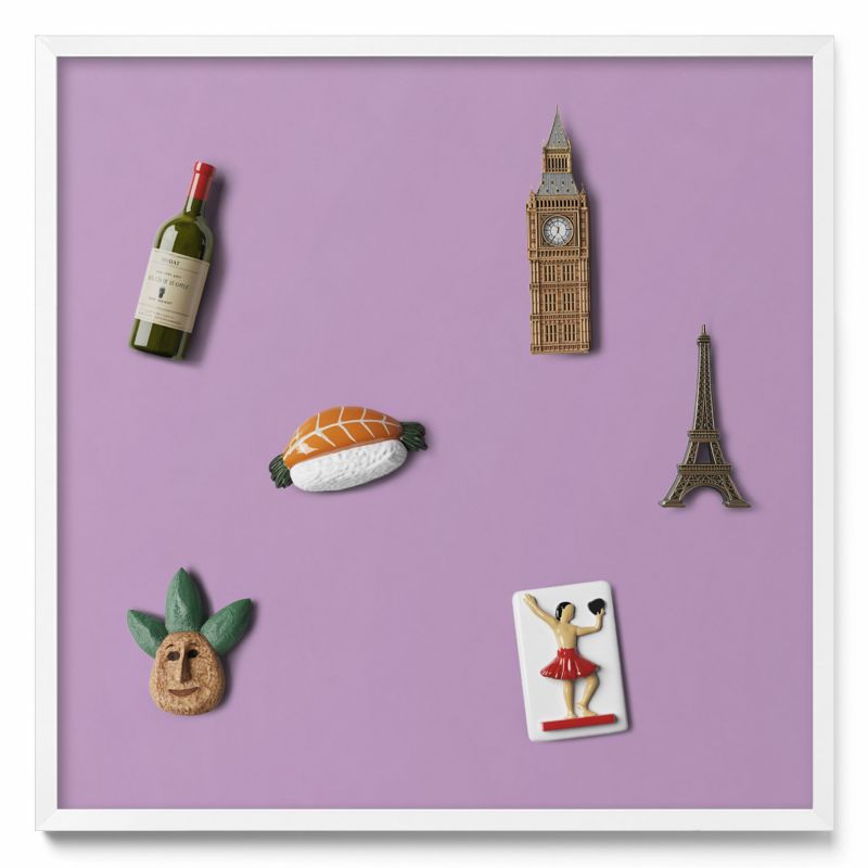 Tablica na magnesy z podróży Tulup 50x50 cm Kolor pastelowy fioletowy w białej ramie 1 szt.