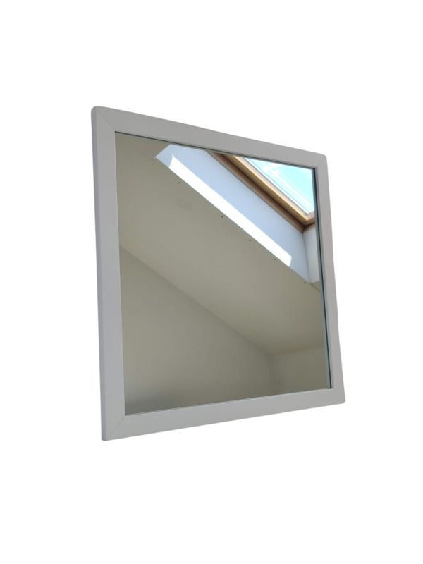 Lustro kwadratowe z serii HIT Erama 40 x 40 cm w ramie białej 1szt.