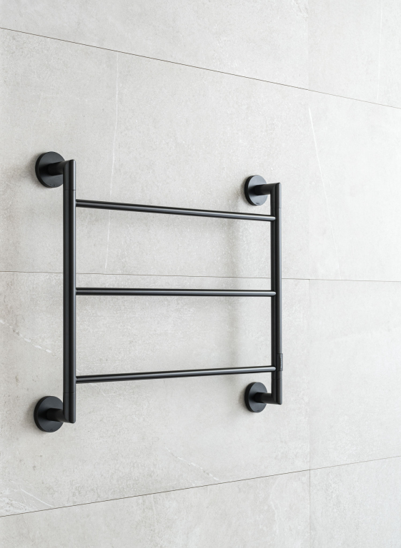 P.M.H. Britta grzejnik elektryczny 71,2x85,9 cm czarny BR1B-L