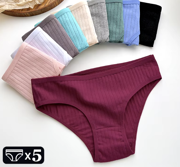 Zestaw 5 par majtek prążek 051