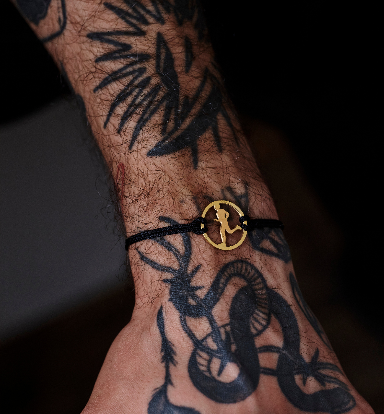 Bransoletka ze złotym biegaczem BGL0472 - By Dziubeka