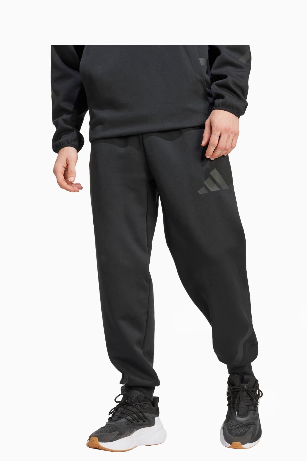 Spodnie adidas Z.N.E. - Czarny